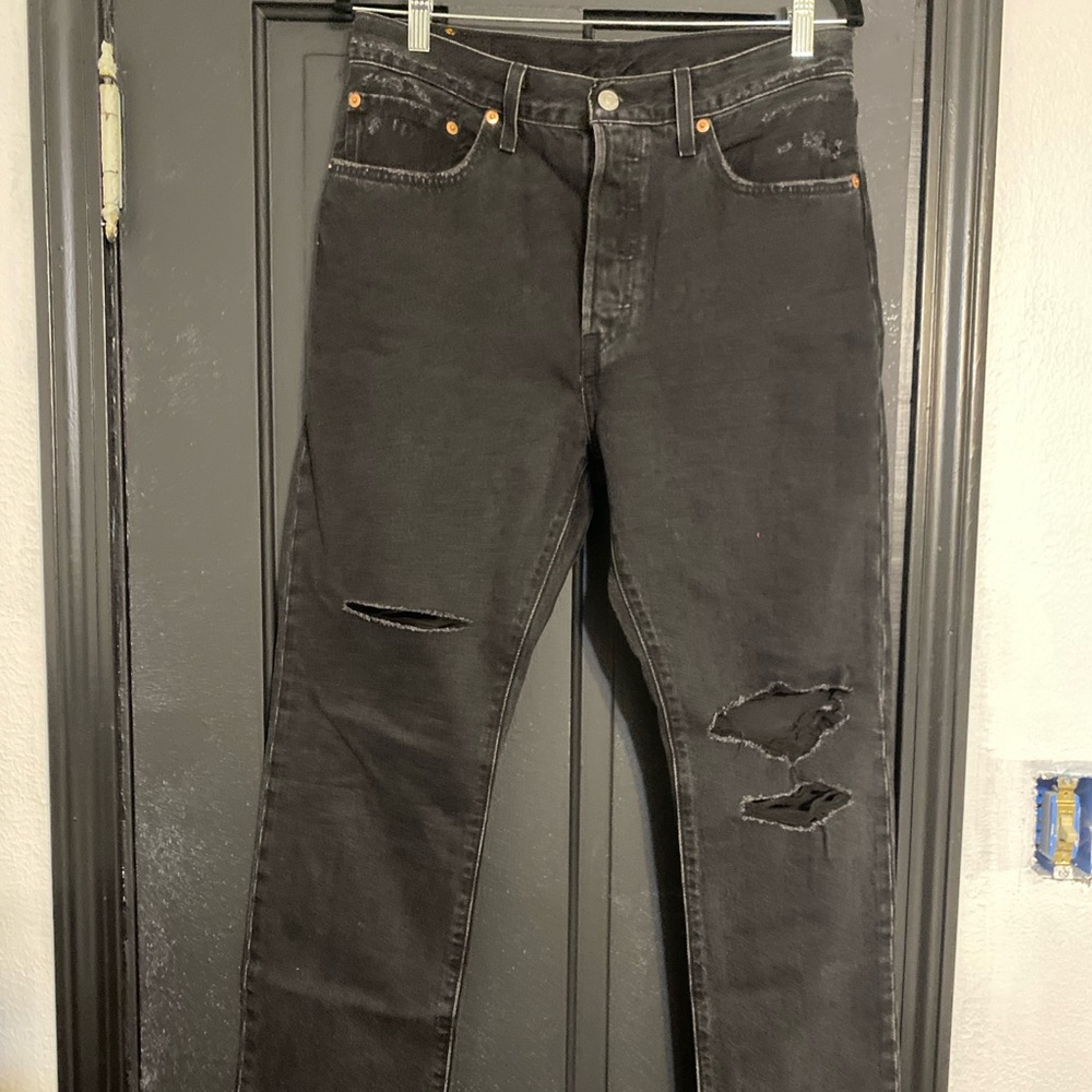 women’s levi’s black jeans w30